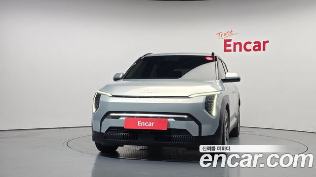 Kia EV3 Standard 2WD Earth 2025 — фото 3