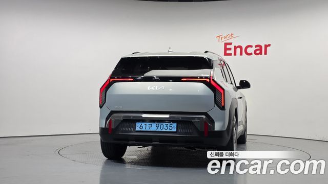 Kia EV3 Standard 2WD Earth 2025 — фото 4