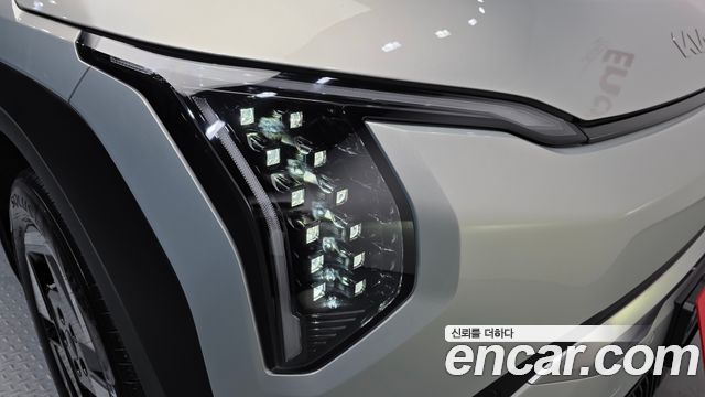 Kia EV3 Standard 2WD Earth 2025 — фото 22
