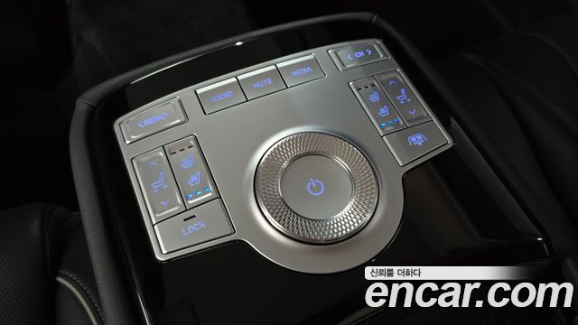 Genesis G80 (RG3) Gasoline 2.5 Turbo AWD 2022 — фото 18
