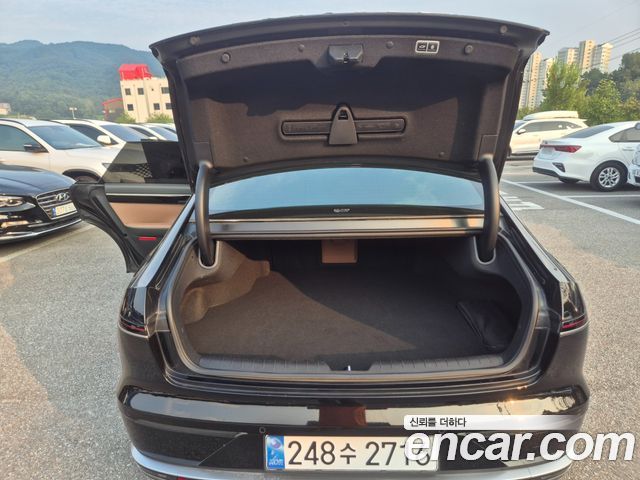 Hyundai Grandeur (GN7) 3.5 LPG 2WD Exclusive 2023 — фото 22