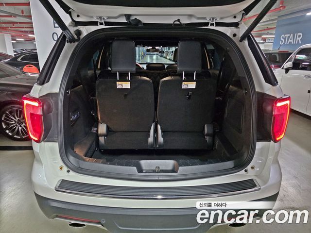 Ford Explorer 3.5 Limited 4WD 5th 2019 — фото 6