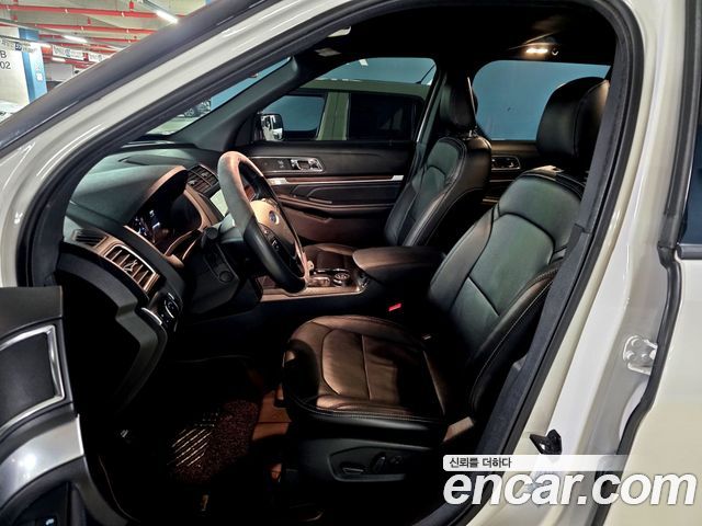 Ford Explorer 3.5 Limited 4WD 5th 2019 — фото 10
