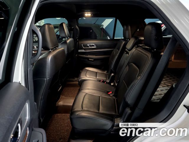 Ford Explorer 3.5 Limited 4WD 5th 2019 — фото 15