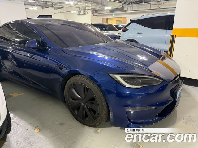 Tesla Model S Plaid 2023 — фото 4