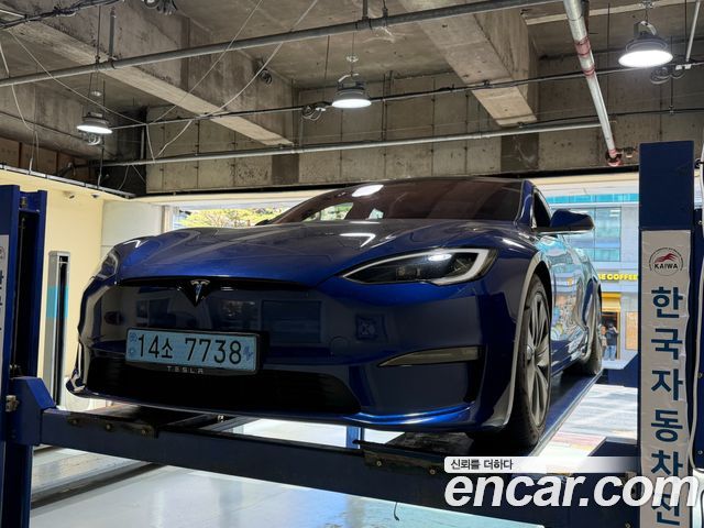 Tesla Model S Plaid 2023 — фото 20