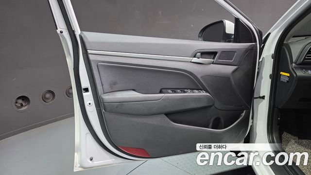 Hyundai Avante (AD) 1.6 Smart 2019 — фото 24