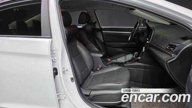 Hyundai Avante (AD) 1.6 Smart 2019 — фото 26