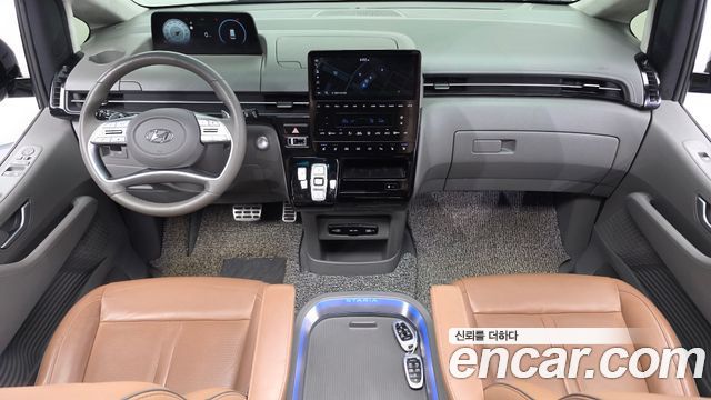 Hyundai Staria L3.5 Lounge 9-Seater Inspiration 2022 — фото 7