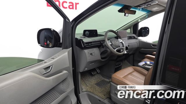 Hyundai Staria L3.5 Lounge 9-Seater Inspiration 2022 — фото 10