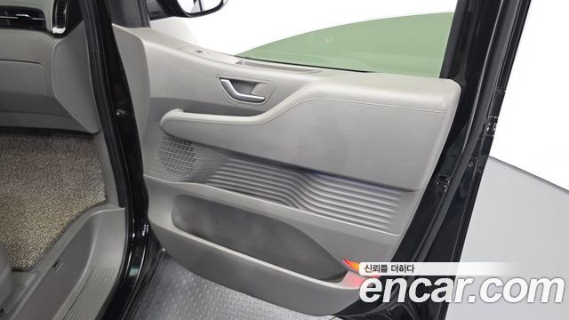 Hyundai Staria L3.5 Lounge 9-Seater Inspiration 2022 — фото 25