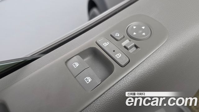 Hyundai Staria L3.5 Lounge 9-Seater Inspiration 2022 — фото 28