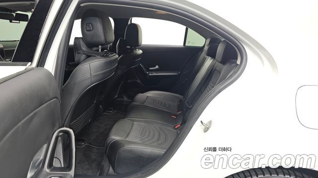 Mercedes-Benz A-Class (W177) A220 Sedan 2020 — фото 11