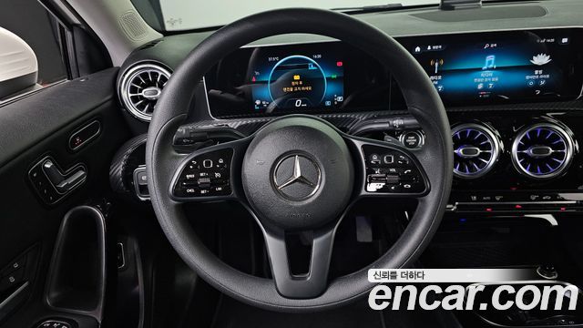 Mercedes-Benz A-Class (W177) A220 Sedan 2020 — фото 16