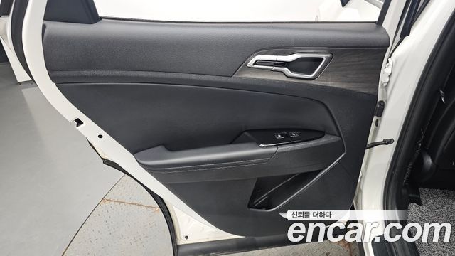 Kia Sportage Hybrid (V) Signature 2WD 2022 — фото 25