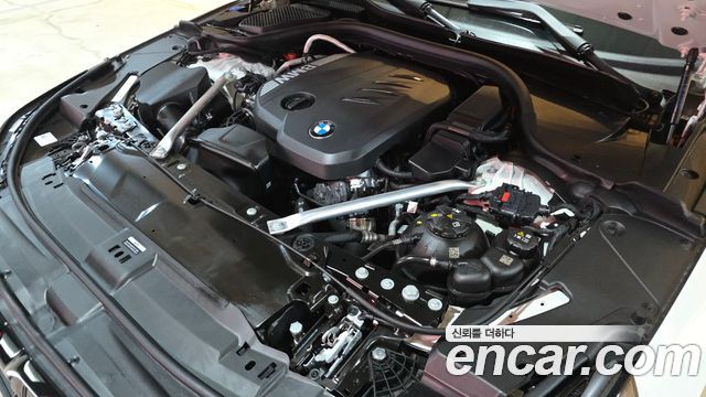 BMW 5 Series (G60) 523d xDrive M Sport 2025 — фото 6