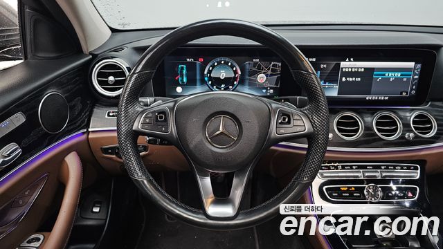 Mercedes-Benz E-Class (W213) E300 4MATIC AV Intelligent Drive 2017 — фото 12