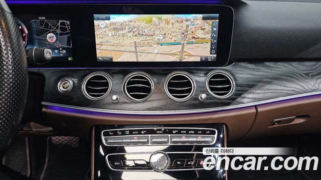 Mercedes-Benz E-Class (W213) E300 4MATIC AV Intelligent Drive 2017 — фото 13