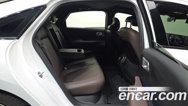 Hyundai Ioniq 6 Long Range AWD Exclusive + 2023 — фото 16