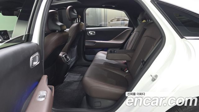 Hyundai Ioniq 6 Long Range AWD Exclusive + 2023 — фото 32