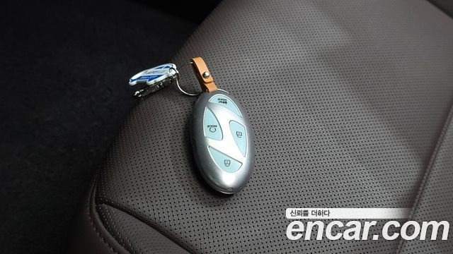 Hyundai Ioniq 6 Long Range AWD Exclusive + 2023 — фото 36