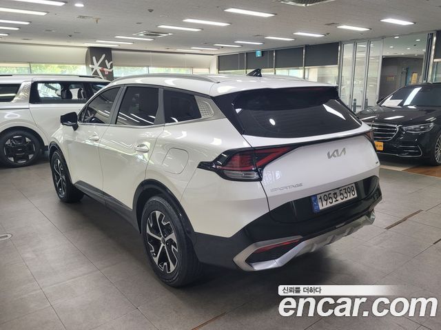 Kia Sportage Hybrid (V) Signature 2WD 2023 — фото 2