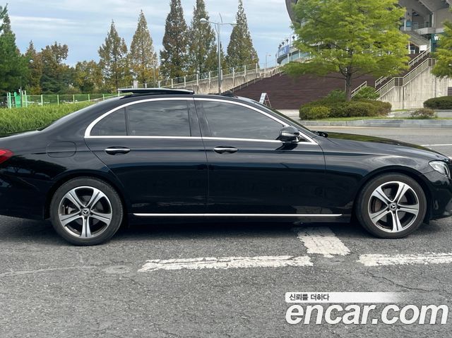 Mercedes-Benz E-Class (W213) E300 Avantgarde 2019 — фото 3