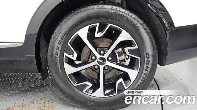 Kia Sportage Hybrid (V) Nobleless 2WD 2023 — фото 5