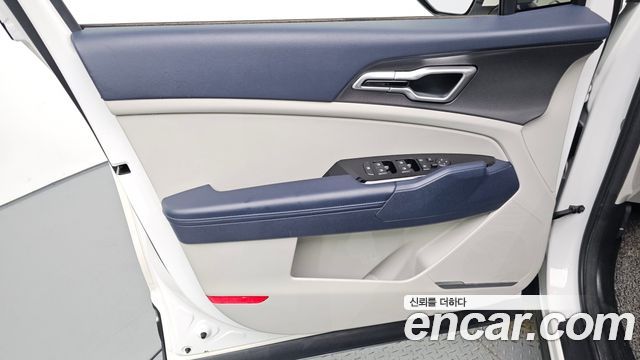Kia Sportage Hybrid (V) Nobleless 2WD 2023 — фото 24
