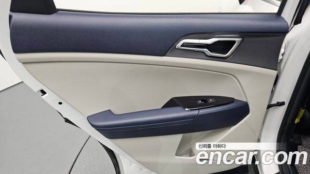 Kia Sportage Hybrid (V) Nobleless 2WD 2023 — фото 25