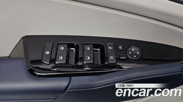 Kia Sportage Hybrid (V) Nobleless 2WD 2023 — фото 29