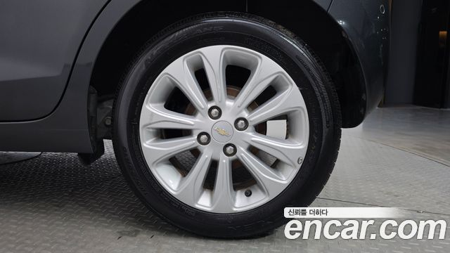 Chevrolet Next Spark LTZ 2017 — фото 27