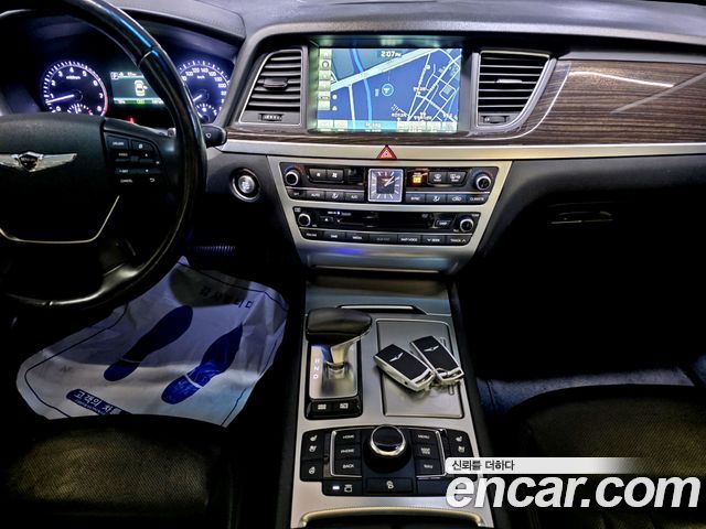 Genesis G80 3.3 GDI Premium Luxury 2017 — фото 17