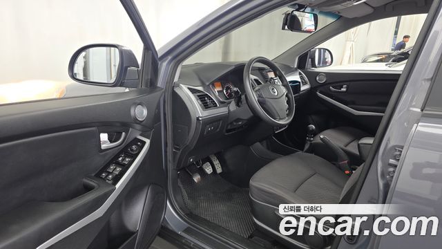 KG Mobility (SsangYong) Korando C 2.0 KX 4WD 2015 — фото 10