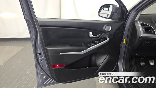 KG Mobility (SsangYong) Korando C 2.0 KX 4WD 2015 — фото 24