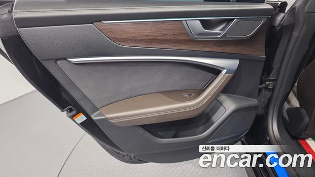 Audi A7 (4K) 55 TFSI Quattro Premium 2022 — фото 25