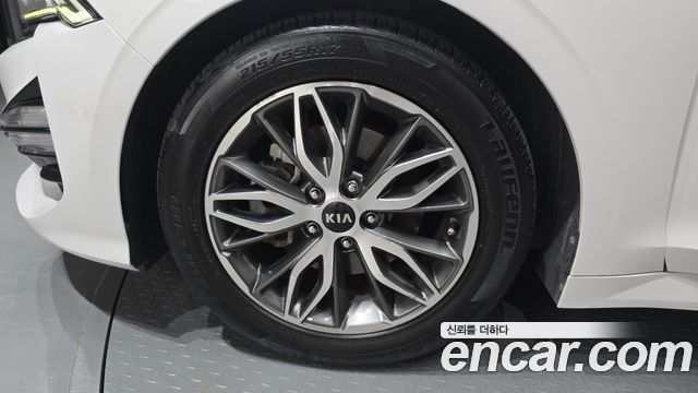 Kia K5 (III) 2.0 Trendy 2021 — фото 5