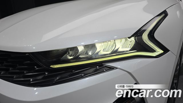 Kia K5 (III) 2.0 Trendy 2021 — фото 22