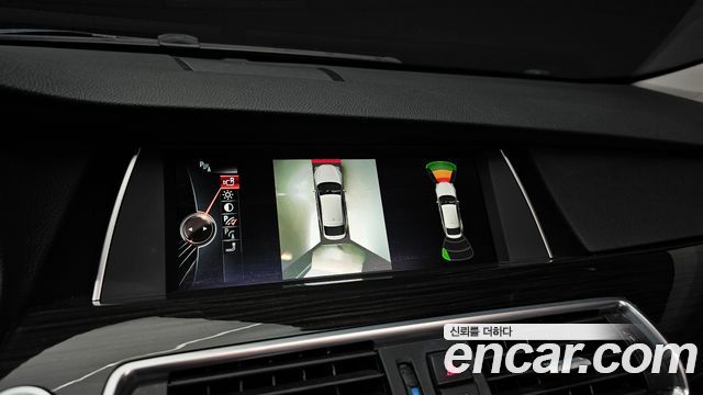 BMW 5 Series GT (F07) GT 30d xDrive 2015 — фото 15