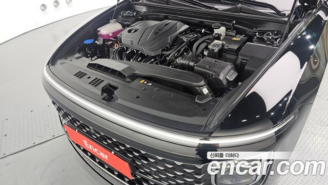 Hyundai Grandeur (GN7) 2,5 Gasoline 2WD Premium 2025 — фото 6