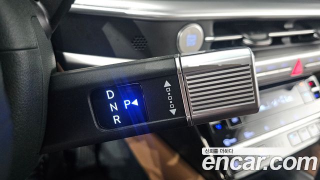 Hyundai Grandeur (GN7) 2,5 Gasoline 2WD Premium 2025 — фото 9