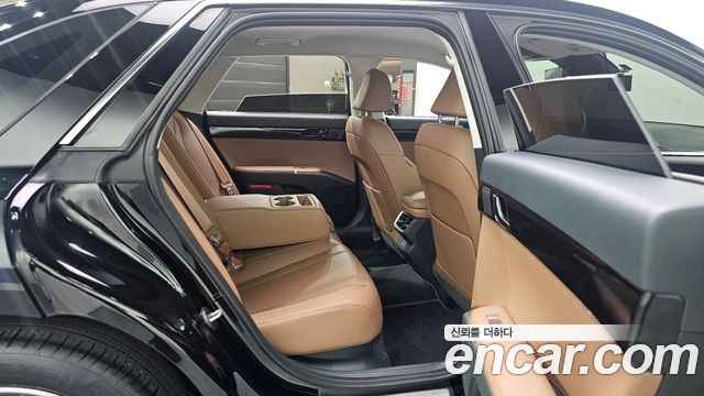 Hyundai Grandeur (GN7) 2,5 Gasoline 2WD Premium 2025 — фото 16