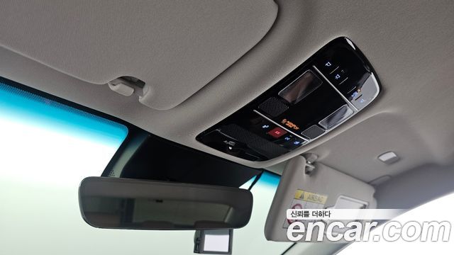 Hyundai Grandeur (GN7) 2,5 Gasoline 2WD Premium 2025 — фото 18