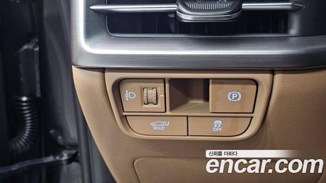 Hyundai Grandeur (GN7) 2,5 Gasoline 2WD Premium 2025 — фото 19