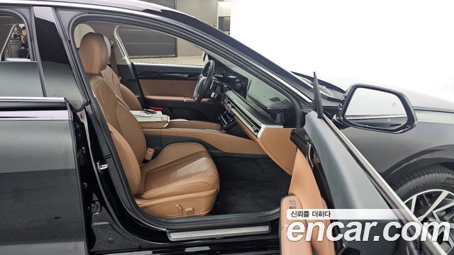 Hyundai Grandeur (GN7) 2,5 Gasoline 2WD Premium 2025 — фото 26