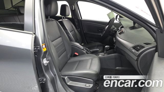 Renault Korea SM3 Neo SE 2018 — фото 11