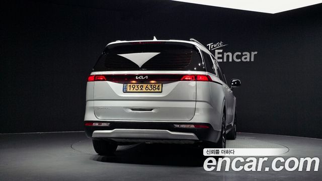 Kia Carnival (IV) Diesel 9-Seater Prestige 2023 — фото 4
