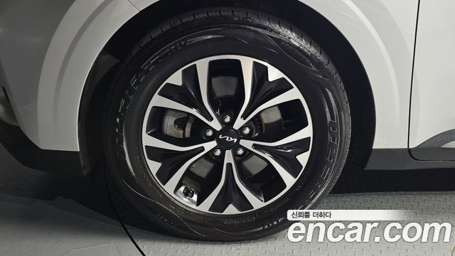 Kia Carnival (IV) Diesel 9-Seater Prestige 2023 — фото 5
