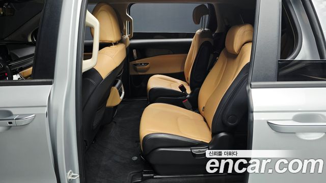 Kia Carnival (IV) Diesel 9-Seater Prestige 2023 — фото 11