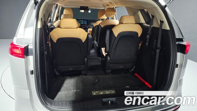 Kia Carnival (IV) Diesel 9-Seater Prestige 2023 — фото 20